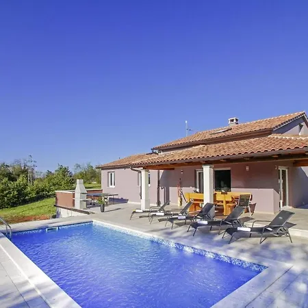 Villa Mate In Kuhari - Haus Fuer 8 Personen